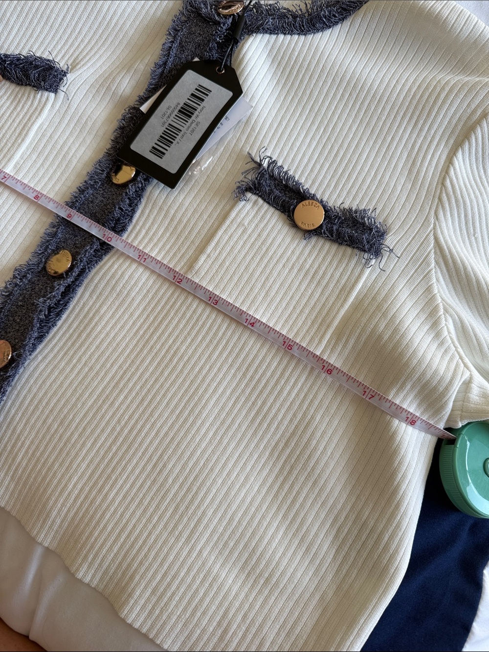 ❌❌SOLD❌❌Aleeza Paris Ivory Knit Cardigan with Navy Trim NWT gorgeous - Picture 6 of 8